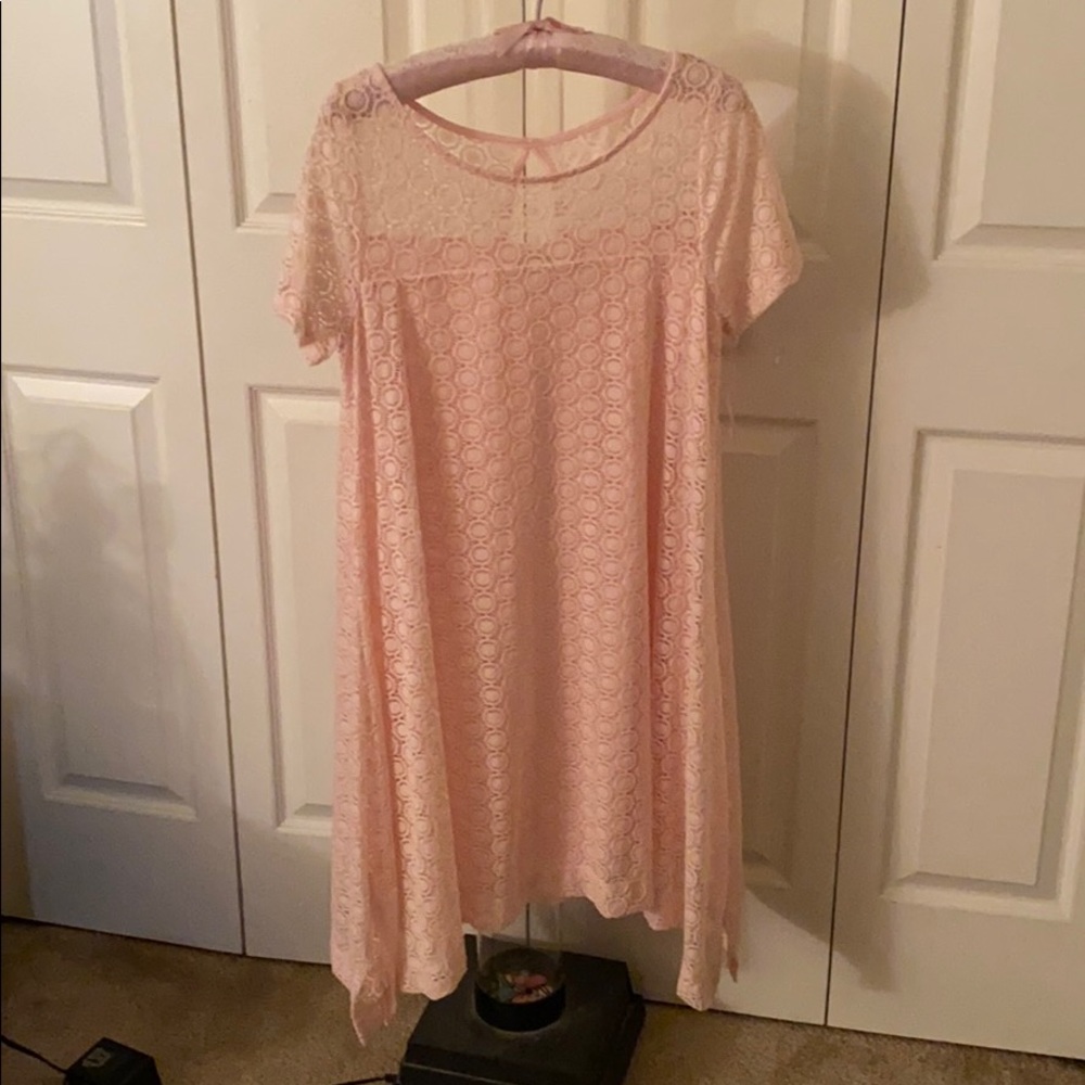 Beautiful Women’s Dress (Lace Detail)
